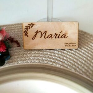 Marcasitios personalizado de madera con imán